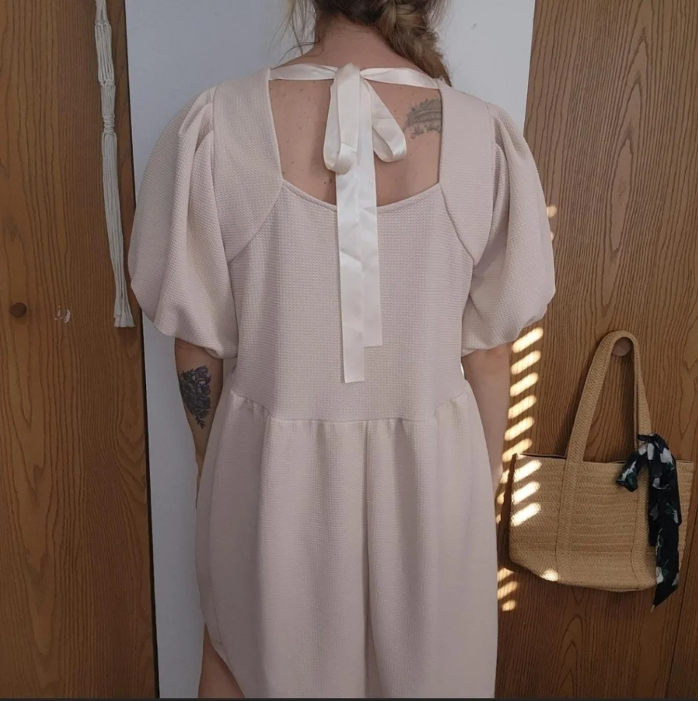 Womens Puff Sleeve Mini Dress With Satin Tie Size Large